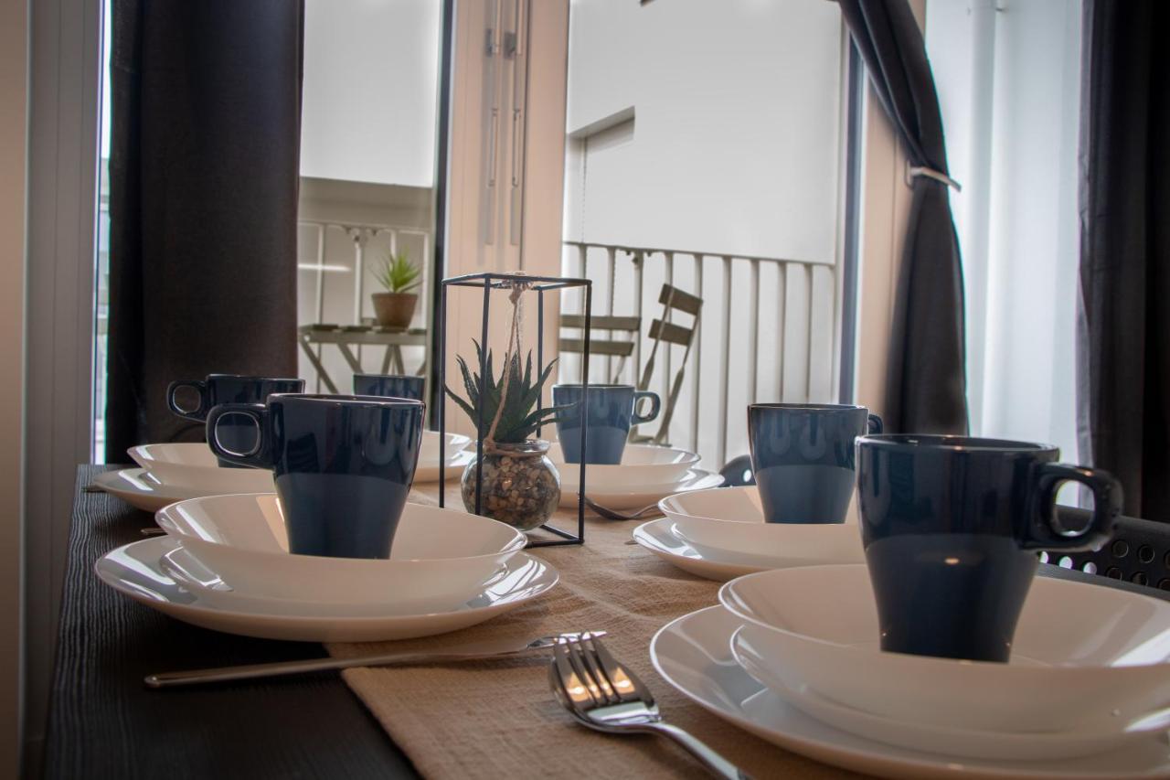 Flat2Go Modern Apartments - Harmony Of City And Nature Wina Bagian luar foto