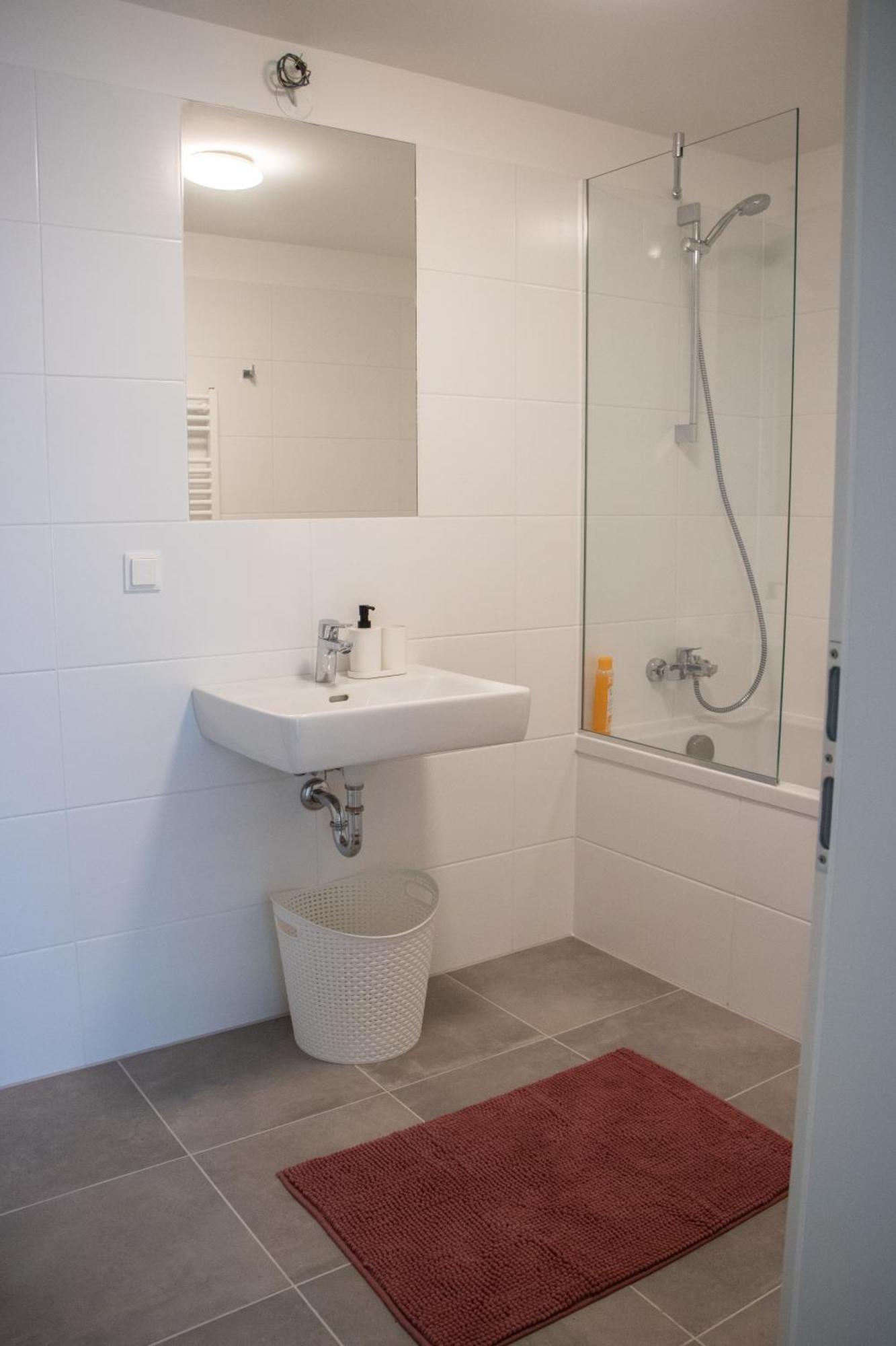 Flat2Go Modern Apartments - Harmony Of City And Nature Wina Bagian luar foto